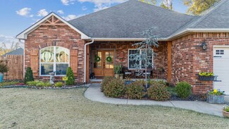 204 Peach Tree Ln, Pryor, OK 74361