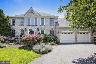 8225 Madrillon Estates Dr, Vienna, VA 22182