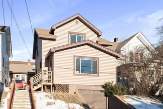 926 N 8th Ave E, Duluth, MN 55805