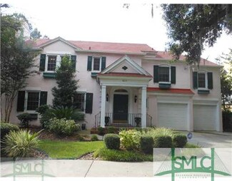815 E Victory Dr, Savannah, GA 31405