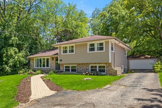599A Front St, Lisle, IL 60532
