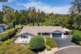 3402 Goyak Dr, Lafayette, CA 94549