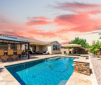 3690 E Blue Spruce Ln, Gilbert, AZ 85298