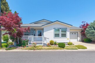 795 Hampton Way, Grants Pass, OR 97526