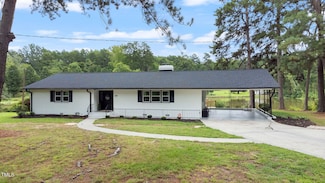 889 Burlington Rd, Roxboro, NC 27573