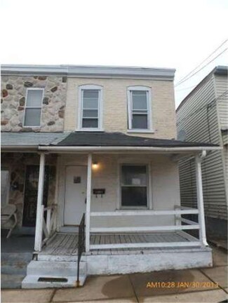 3508 W 4th St, Marcus Hook, PA 19061