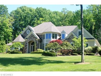 7720 Eagle Rd, Willoughby, OH 44094