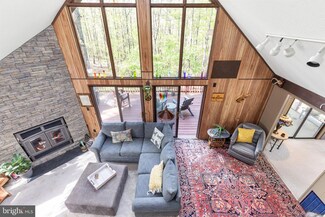 110 Walden Rd, Hedgesville, WV 25427