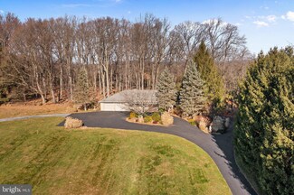1051 Cadmus Rd, Pottstown, PA 19465