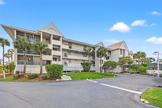 5537 Sea Forest Dr Unit 205, New Port Richey, FL 34652