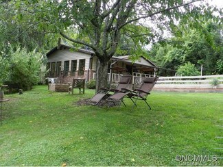 42 Clear Crossing Ln, Horse Shoe, NC 28742