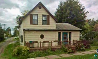 215 N 2nd Ave E, Ashland, WI 54806