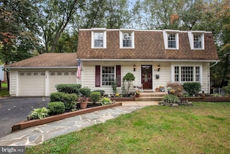 518 Guyer Dr, Haddon Heights, NJ 08035