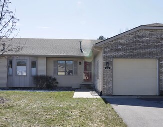 6132 Crystal Dr, Allendale, MI 49401