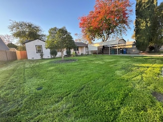 2931 Wright St, Sacramento, CA 95821