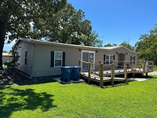 137 Plaza Dr, Branson, MO 65616