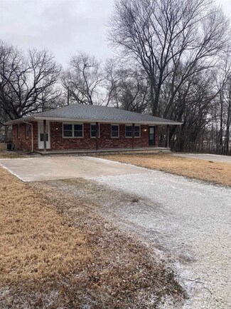 129 Arkansas St Unit 127 E Arkansas, Mulvane, KS 67110
