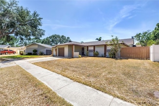 8130 129th Ln, Seminole, FL 33776