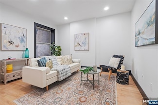 391 Central Ave Unit 5, Jersey City, NJ 07307