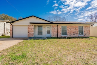 331 S 1st St, Wylie, TX 75098