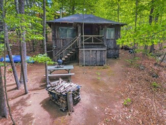 95 Menatoma Camp Rd, Readfield, ME 04355