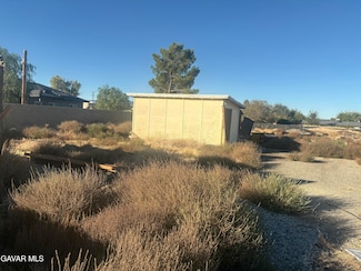 43029 7th St E, Lancaster, CA 93535