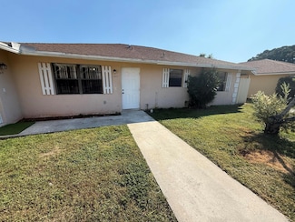 1217 White Pine Dr, Wellington, FL 33414