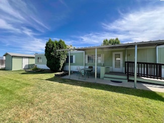 7901 W Clearwater Ave, Kennewick, WA 99336