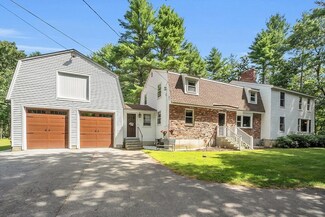 33 School St, Dunstable, MA 01827