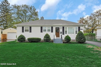 97 Mcnutt Ave, Albany, NY 12205