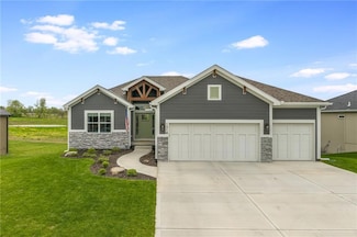 1319 NE 122nd St, Kansas City, MO 64165