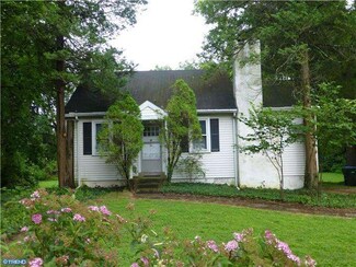 66 Mathews Ave, Doylestown, PA 18901