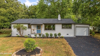 208 Meadowview Dr, Kingston, TN 37763