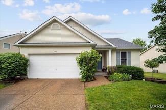 624 Colegrove Dr, Wentzville, MO 63385