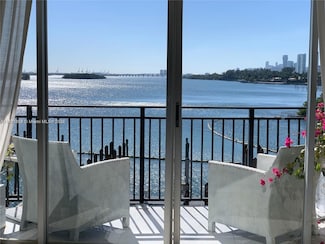 770 NE 69th St Unit 4H, Miami, FL 33138