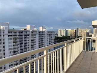 18031 Biscayne Blvd Unit PH02, Aventura, FL 33160