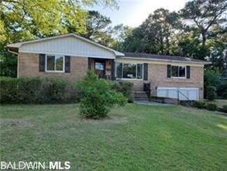 407 Alpine St, Mobile, AL 36611
