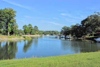 00 Natty Cove Ln, Kilmarnock, VA 22482