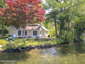 233 Cleverdale Rd, Queensbury, NY 12804