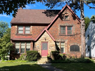 2572 Eaton Rd, Cleveland, OH 44118