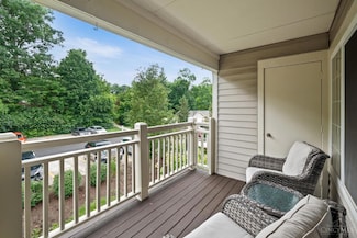 9850 Regatta Dr, Cincinnati, OH 45252