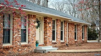 3109 Village Creek Rd SE, Decatur, AL 35603