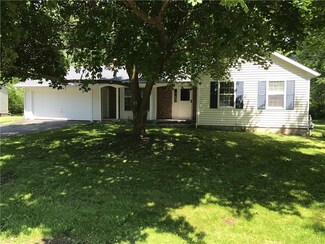 39 Newton St, Manchester, NY 14504
