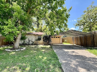 409 Peterson Dr, Kerrville, TX 78028