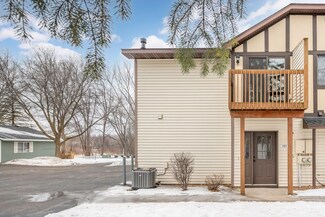 1182 W Royal Oaks Dr, Saint Paul, MN 55126