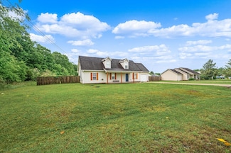 1026 E Mccoury Ln, Murfreesboro, TN 37130