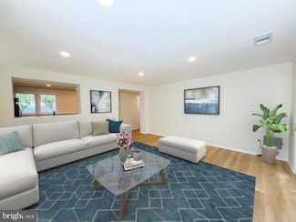 221 Red Jade Dr Unit 9-1, Upper Marlboro, MD 20774