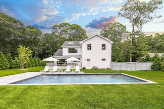 1179 Springs Fireplace Rd, East Hampton, NY 11937