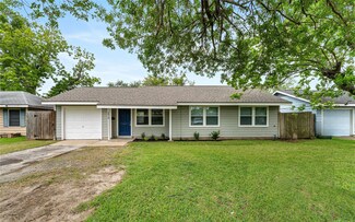 2910 Robinson Blvd, Texas City, TX 77590