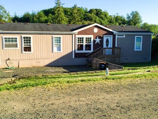 812 Wyoming St, Raymond, WA 98577